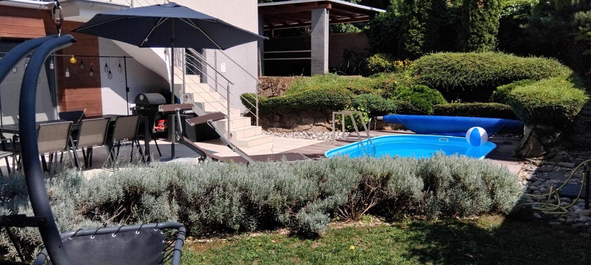 Villa Dom Na Cervenej Vezi à Banka Extérieur photo